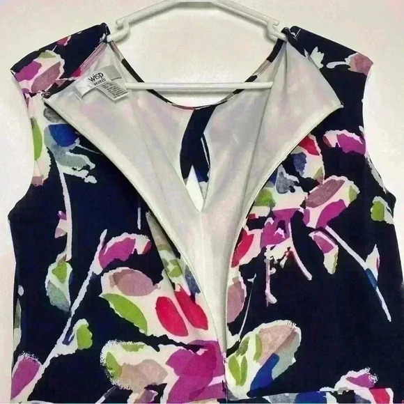 Wisp Stitch Fix Navy Floral Fit/Flare business/casual wash&wear comfy-size 10p - Picture 4 of 8